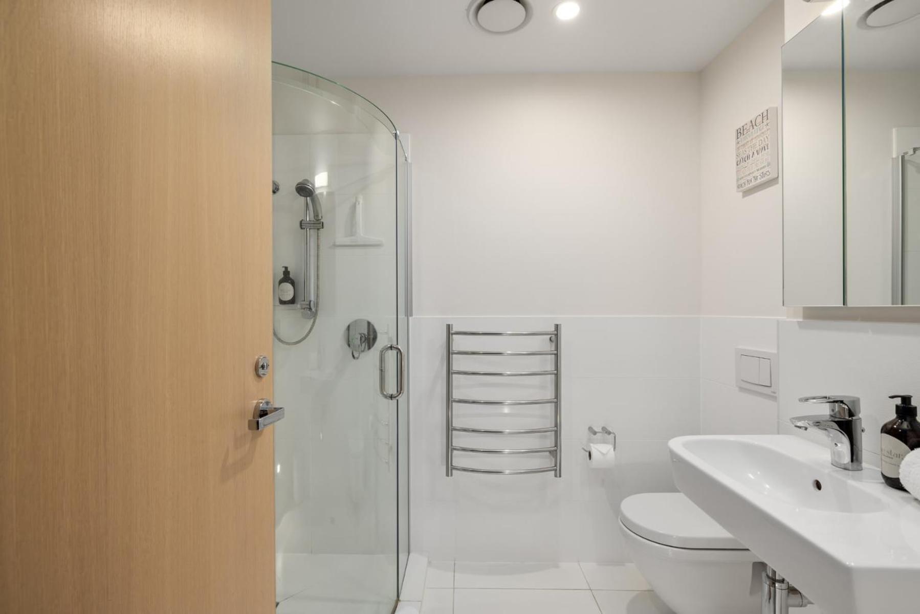 Luxury Ocean & Harbour Views - Heated Pool, Main Beach & Gym Mount Maunganui Εξωτερικό φωτογραφία