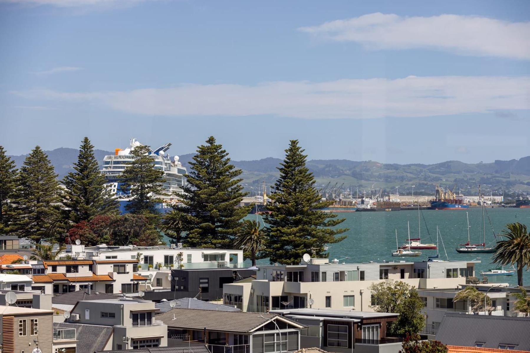 Luxury Ocean & Harbour Views - Heated Pool, Main Beach & Gym Mount Maunganui Εξωτερικό φωτογραφία