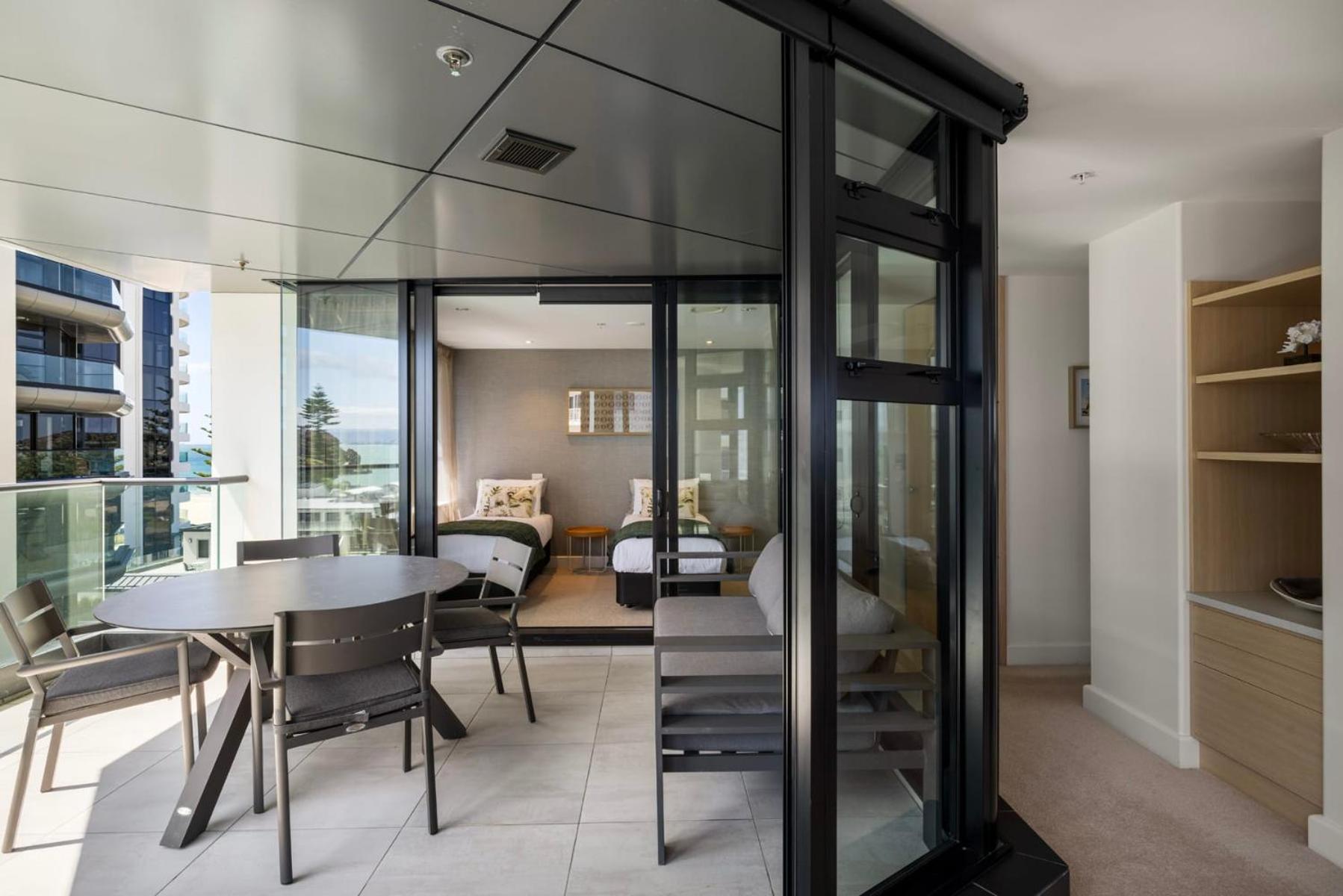 Luxury Ocean & Harbour Views - Heated Pool, Main Beach & Gym Mount Maunganui Εξωτερικό φωτογραφία